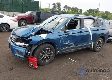 2018 Volkswagen Tiguan 2.0T Se/2.0T Sel из США, поврежденный, VIN 3VV2B7AX9JM020223